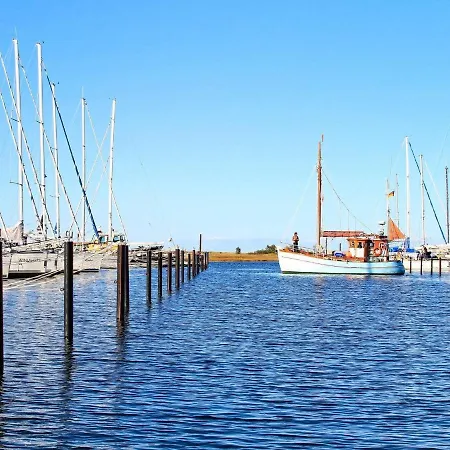 6 Personen In 아파트