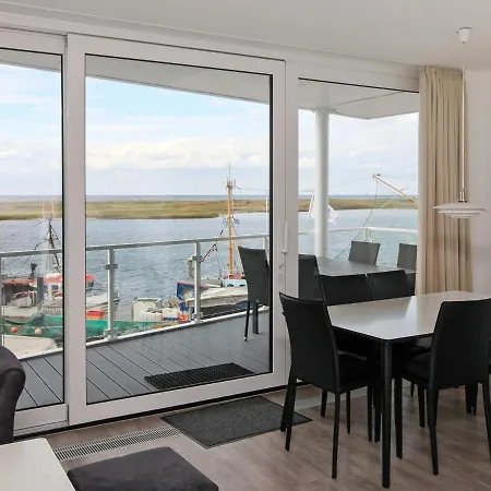 Moderne Marina-wohnung Mit Meerblick Wendtorf