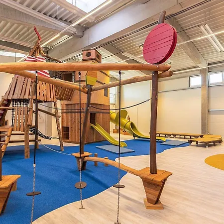 아파트 6 Personen In