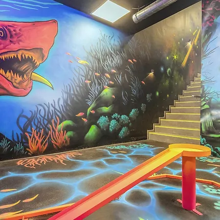 6 Personen In 아파트 *