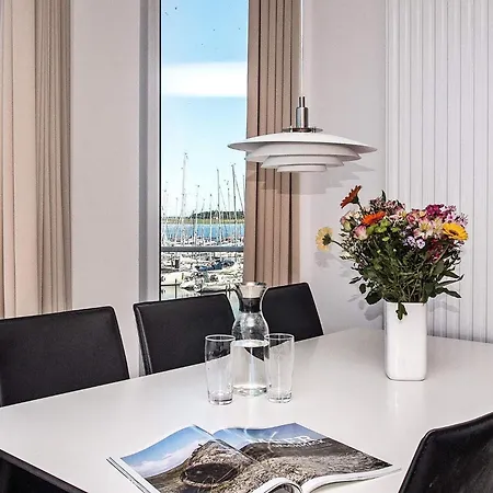 Moderne Marina-wohnung Mit Meerblick Appartement *